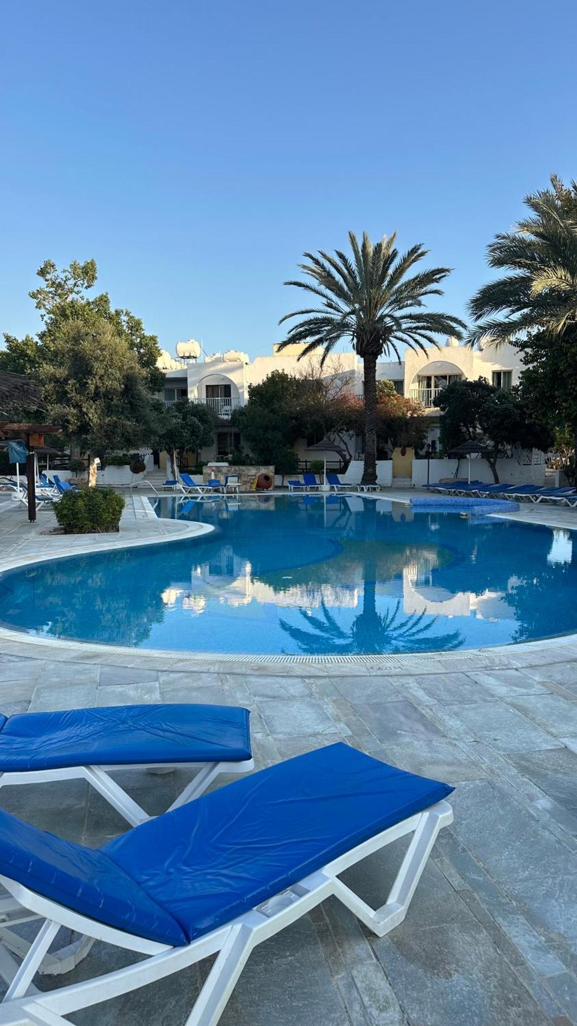 Paphos Gardens Studio Suite מראה חיצוני תמונה
